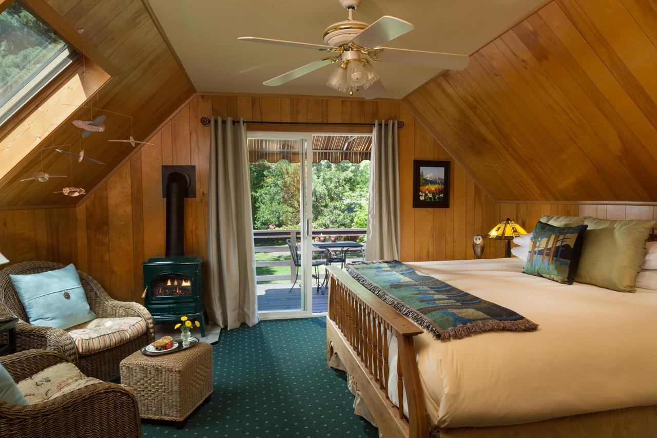 Eagle Rock Lodge Vida Bagian luar foto